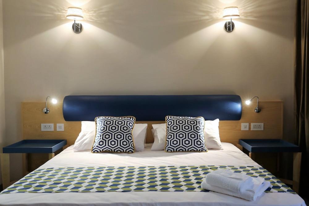 The British Suites Valletta Exterior photo
